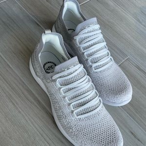 APL Breeze size 12